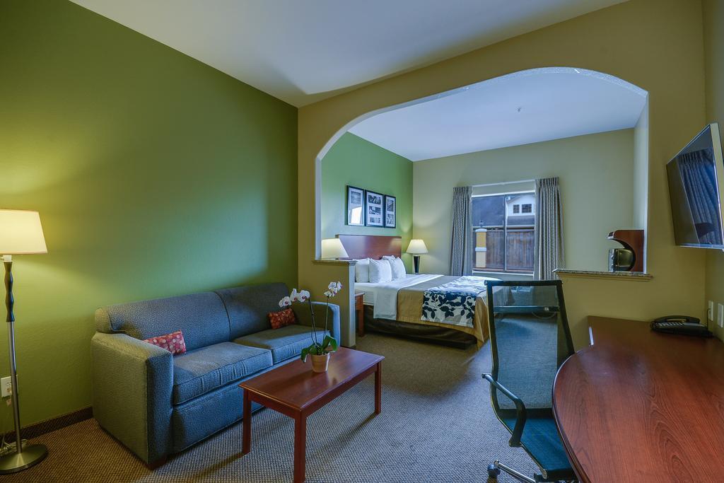 Sleep & - Houston South Hotel Pearland